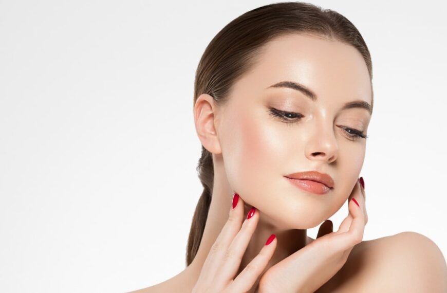 Trending Lip Shades of the Season